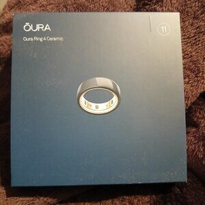 Oura Ring 4 ceramic